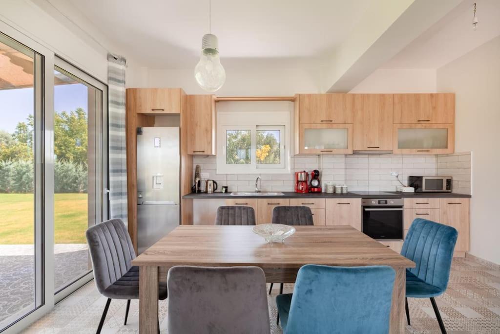 Dimitra'S Sunny Villa Mirsinochori Dış mekan fotoğraf